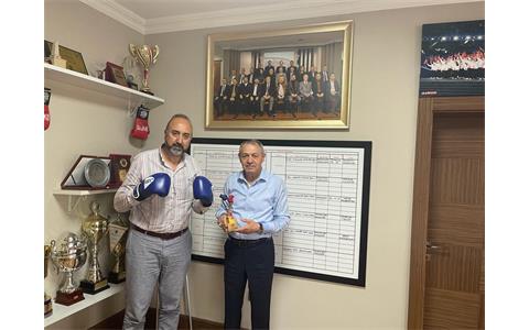 TÜRKİYE BOKS FEDERAYONU BAŞKANI SN.EYÜP GÖZGEÇ'E ZİYARET